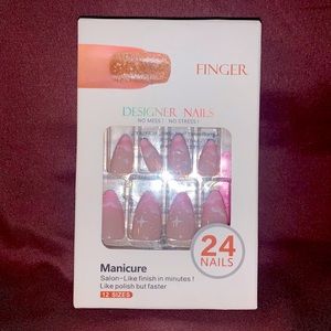 Pink Tipped short press Ons with Star design